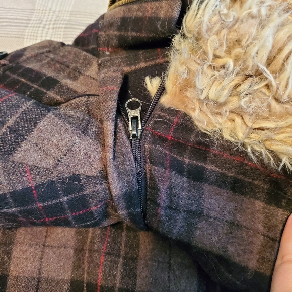 Large Plaid winter jacket - Picture 5 of 5